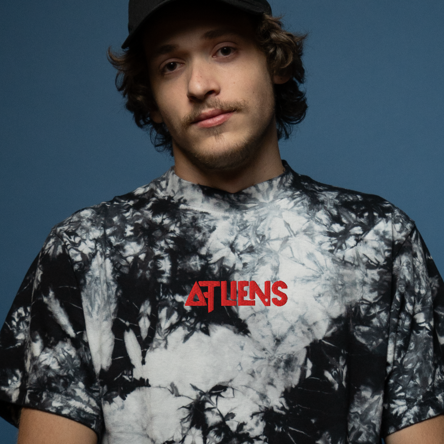 atliens embroidered oversized tie-dye t-shirt