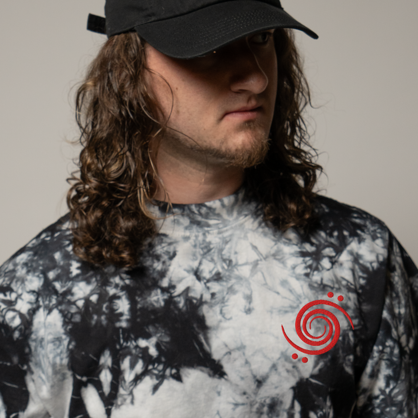 mersiv Embroidered Oversized tie-dye t-shirt