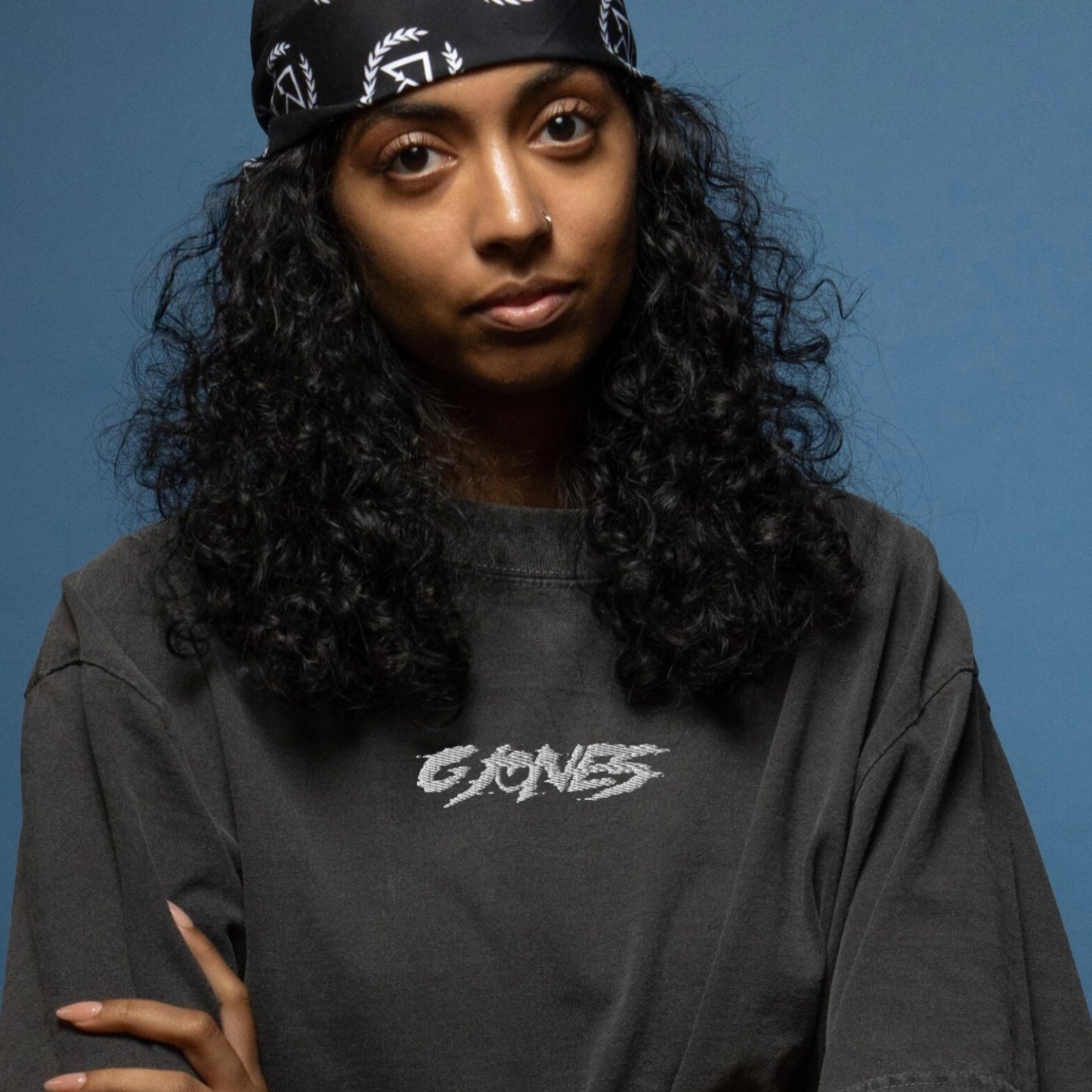 g jones embroidered oversized faded t-shirt