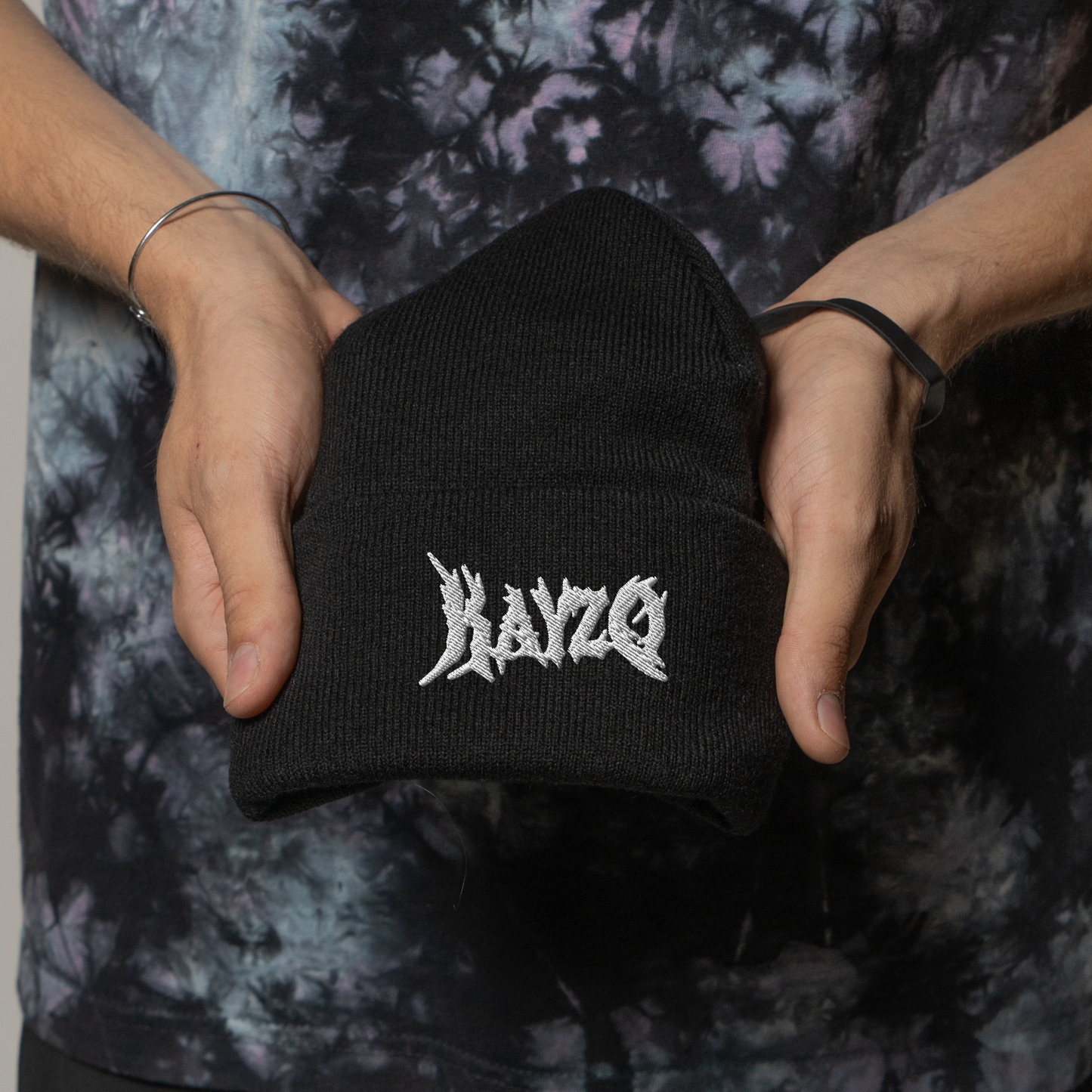 Kayzo Embroidered Beanie