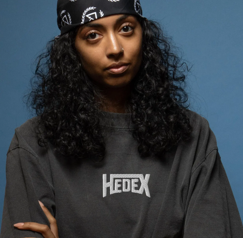 Hedex embroidered oversized faded t-shirt