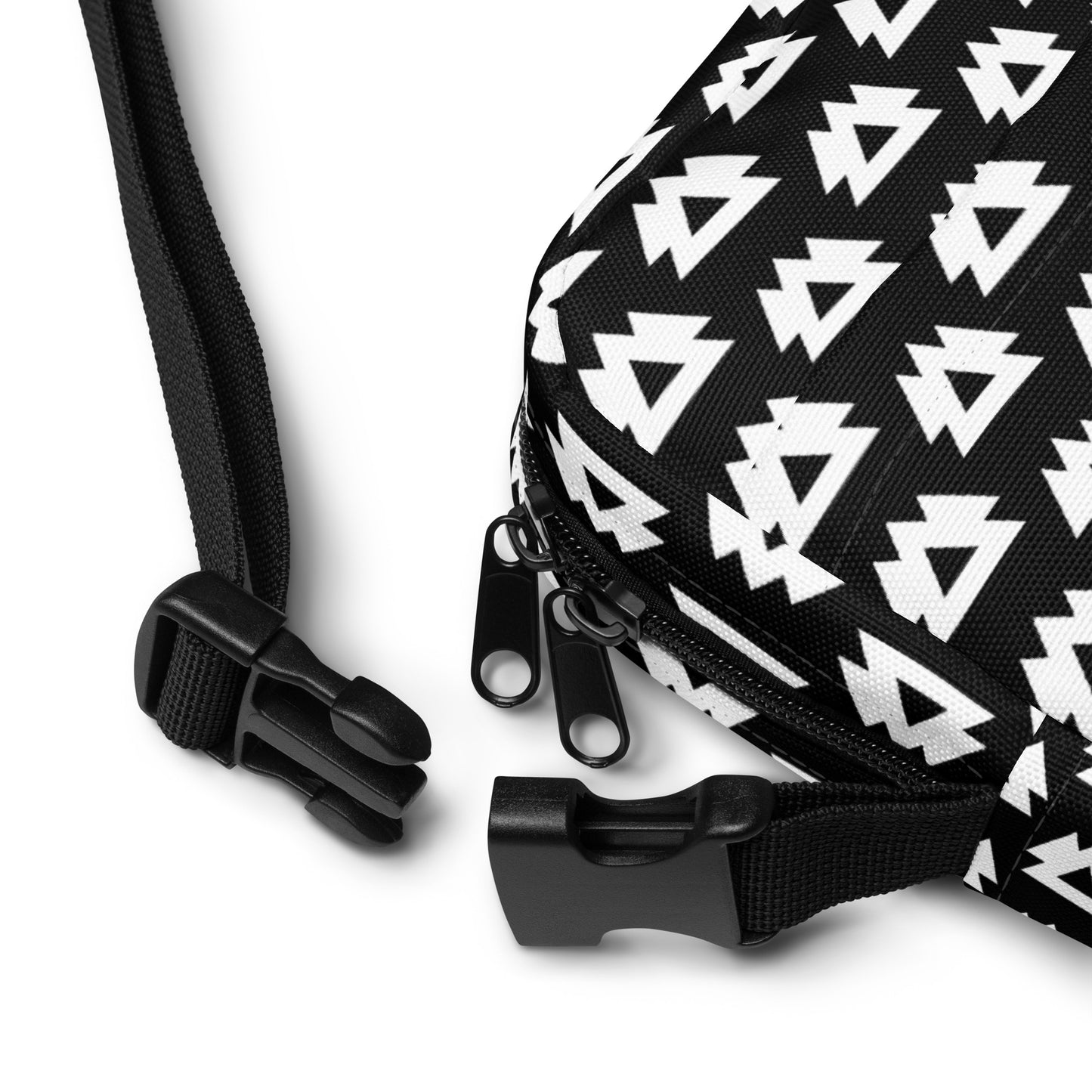 wakaan utility crossbody bag